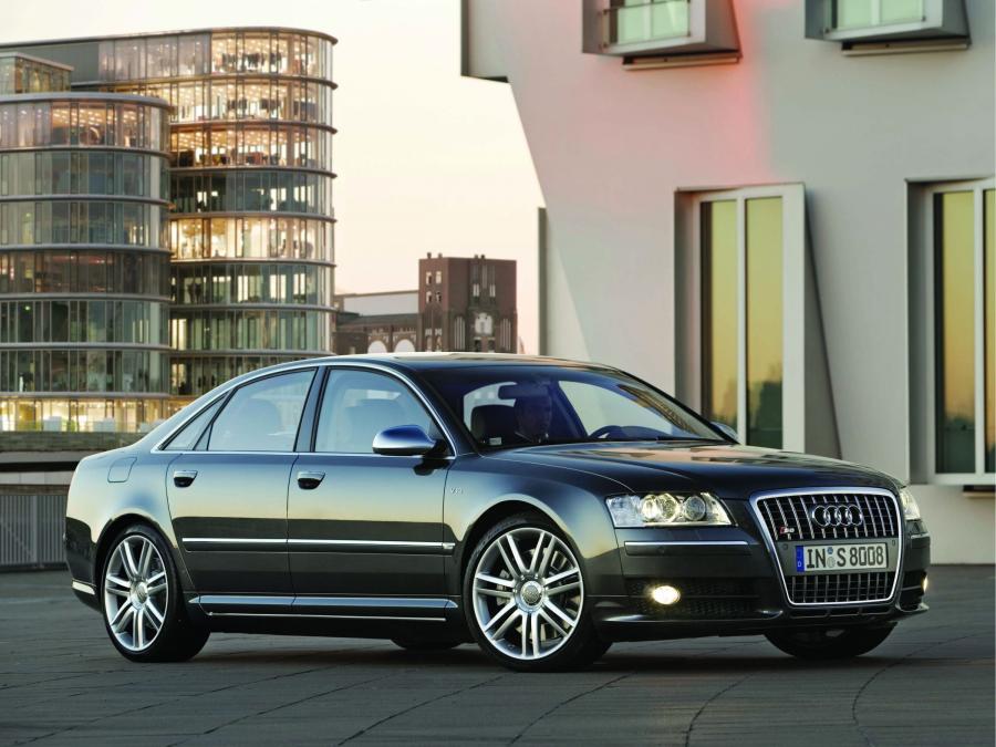  Audi S8 (D3) 2005 года  (WW) (фото 29 из 61)
